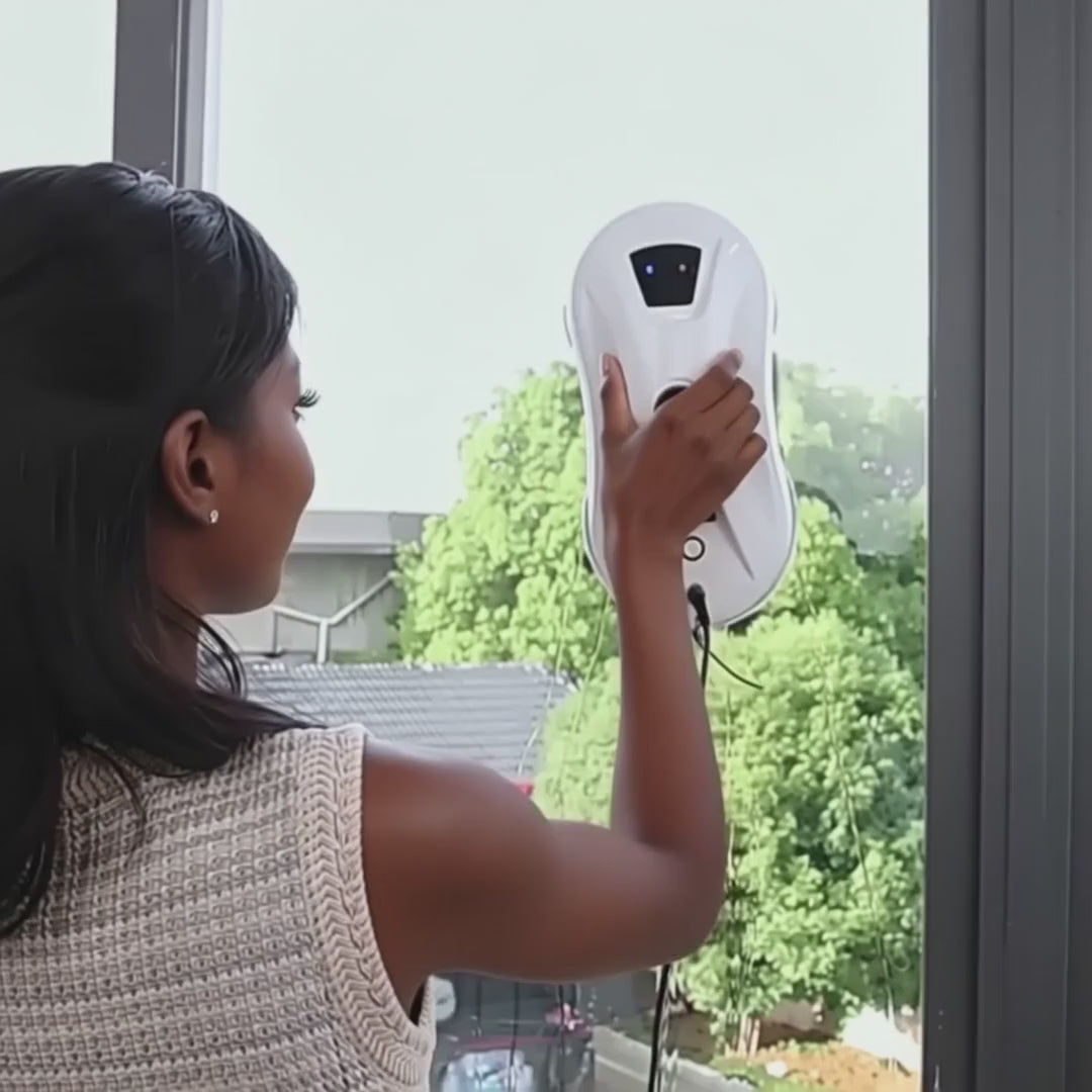 Mist Spray Window Cleaning Robot - video